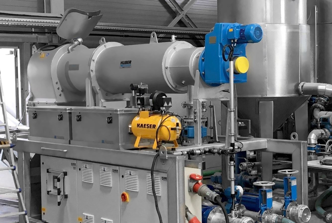 Huber Sludge screening strain press